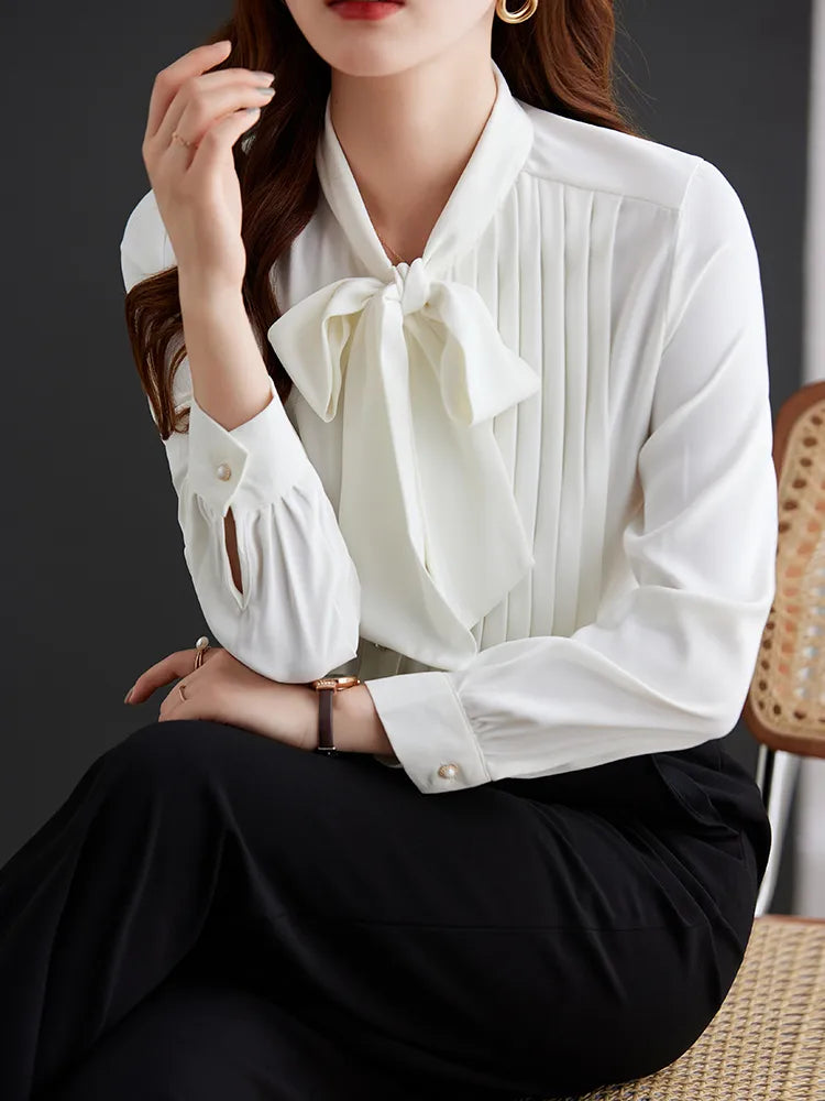 Elegante Bloes met Knoopstrik - Melie