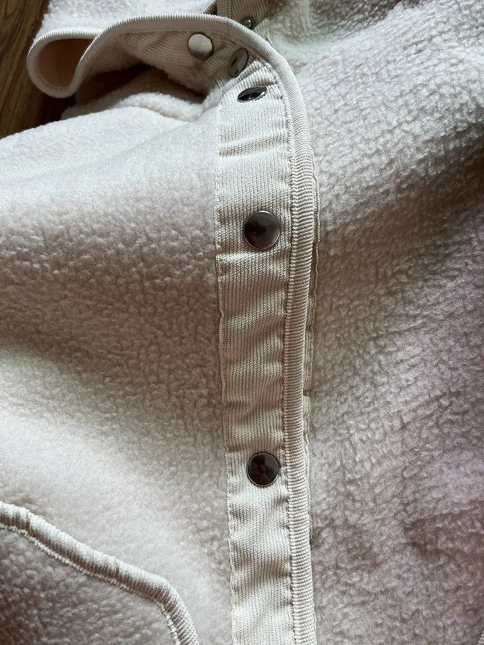 Dames Shearling Winterjas met Capuchon | Luxe Warmte en Stijlvolle Bescherming - Deyanna
