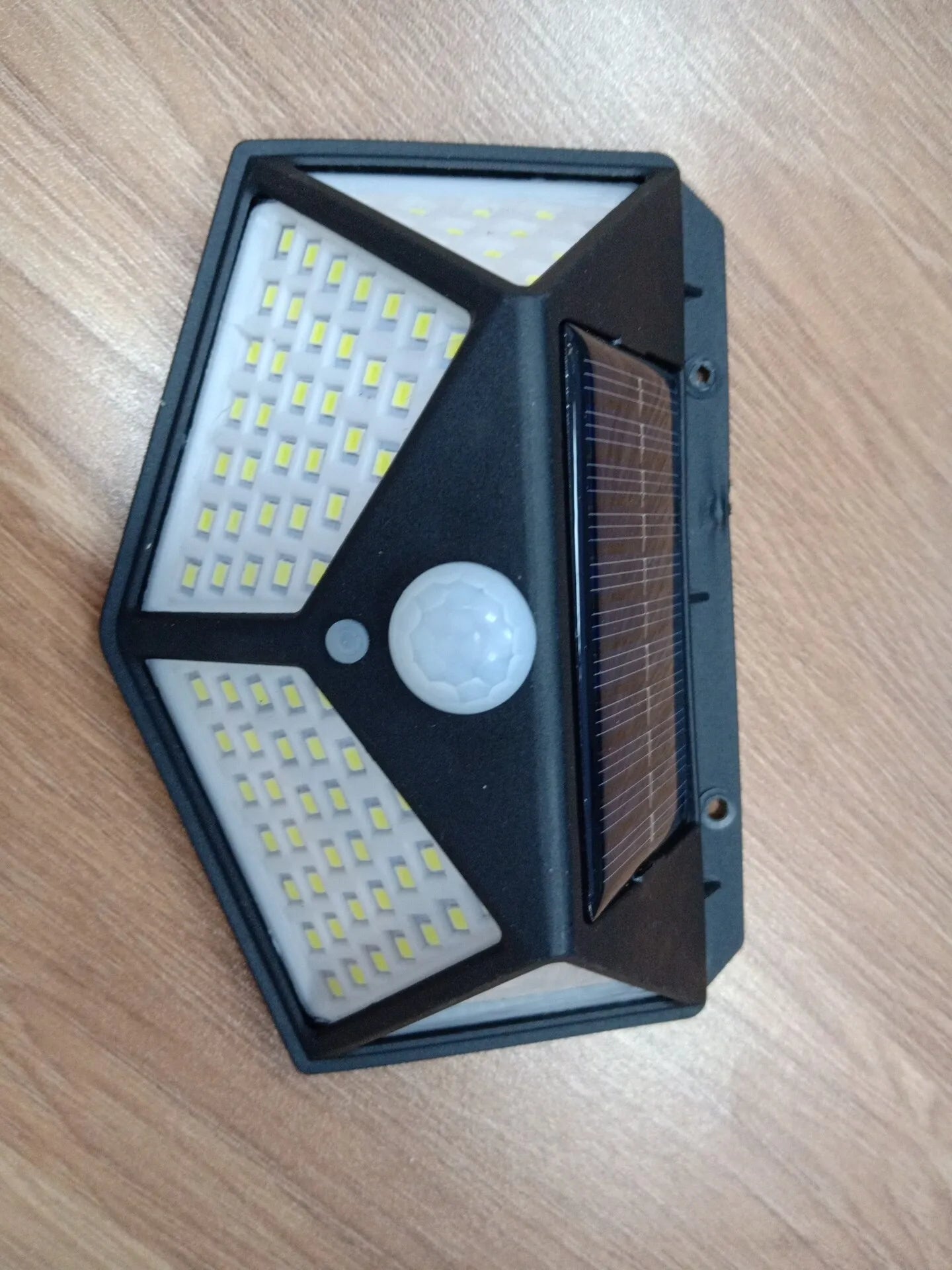 Waterdichte zonlicht aangedreven Spotlight Motion Sensor zonne-verlichting  - SunSpot