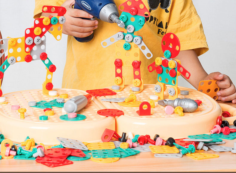 Montessoriboor | Kinder Speelgoedkist - MonteDrill